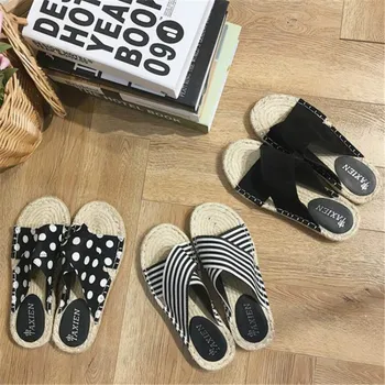 

Women Slippers Outdoor Dots Flat-soled Straw-woven Fisherman Sandals 2019 Summer New Korean Striped Cross-broadband Ripple Shoes