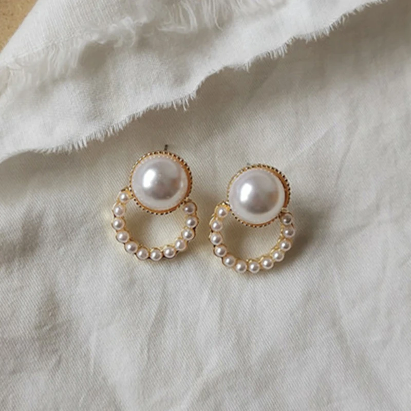 

2019 New Gold Metal Women Earrings Summer Statement Geometric Earings for Women Pearl Alloy Earring Jewelry