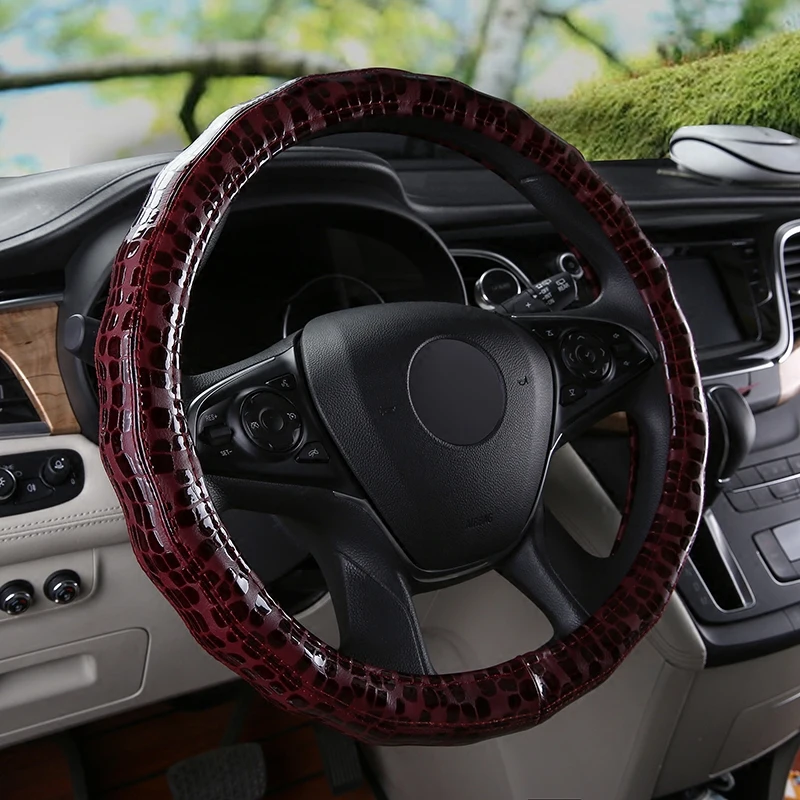 

Anti-slip Crocodile Pattern Car Leather Steering Wheel Cover Summer Auto Steering Cover Case for Men and Women 38cm Universal