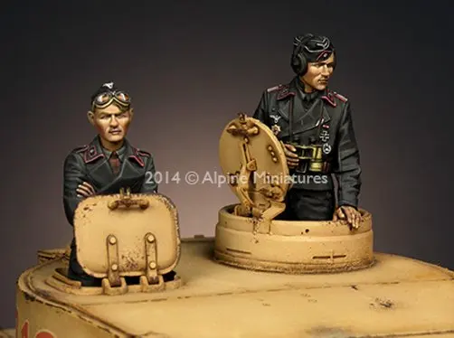 

Pre order goods-AL 35177 1/35 World War II German Armored Tank Commander Group