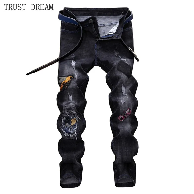 2018 Europeans Style Men Fashion Embroidery Slim Black Jeans Decor Bee Hole Personal Man Casual