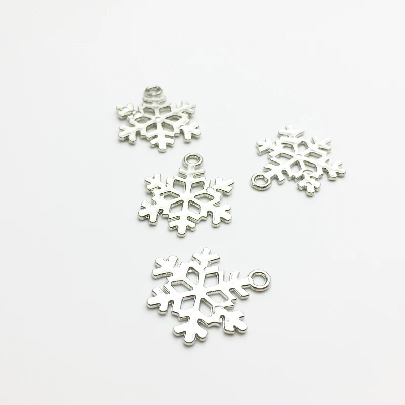 

30pcs/lot New Arrival Silver Color Snowflake Shape Charms 28*23mm Charm Pendants For Jewelry Making Christmas