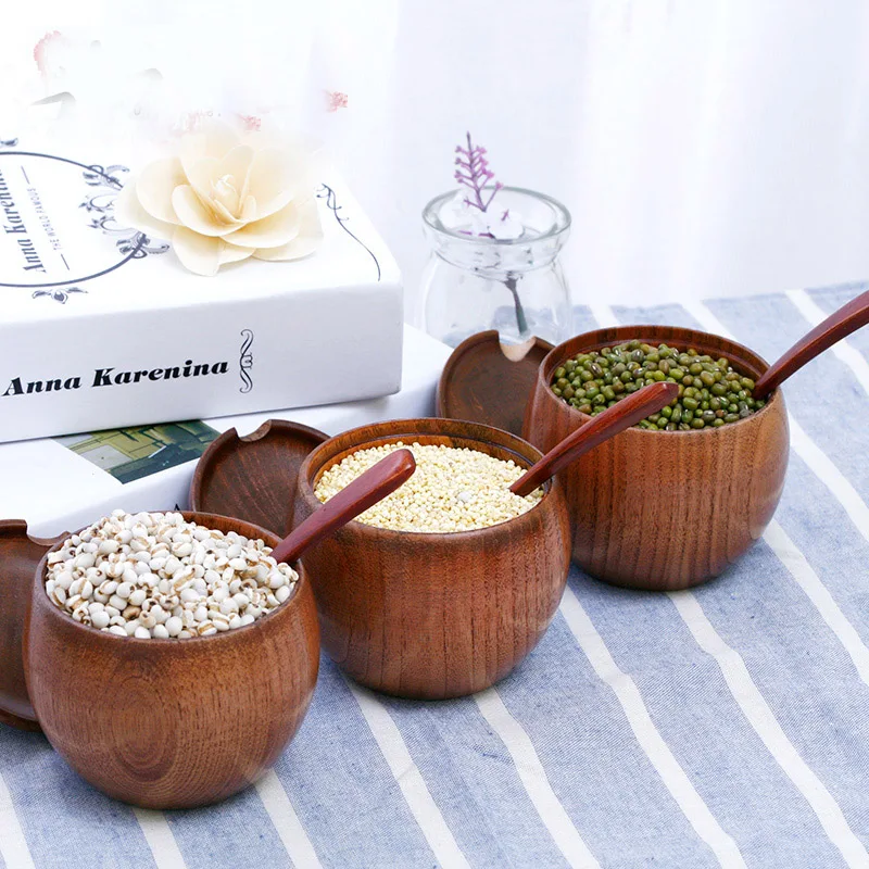 

1Pcs/Set Japanese Natural Wood Spice Jar with Lid Fashion Sugar Bowl Salt Jar with Free Spoon Kitchen Accessories