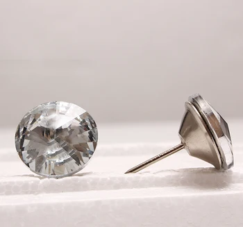 

2000pcs 25mm satellite glass button with prongs + 1000pcs16mm satellite buttons with nails + 2000pcs 18mm redbud crystal buttons