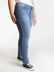 Эластичные джинсы со слезой