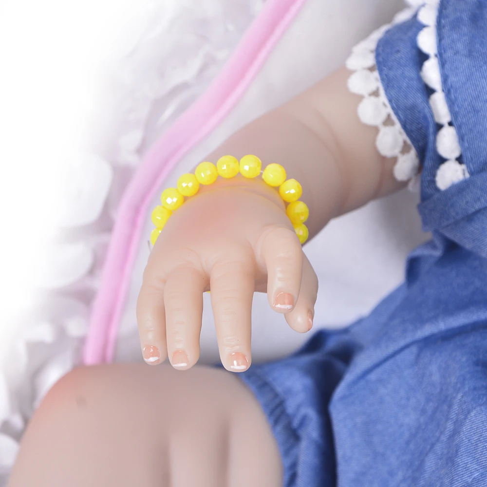 Новый стиль 23 ''реалистичные куклы Reborn Girl Doll Полный Силиконовые Винил очаровательны девушка детские игрушки одежда ковбойский комбинезон