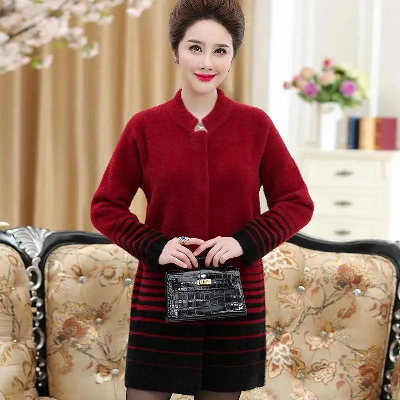 wine red Осенне-зимний женский Повседневный Свободный вязаный кардиган средней длины, свитер из искусственного меха норки, толстое пальто для матери среднего возраста X07 - Цвет: wine red