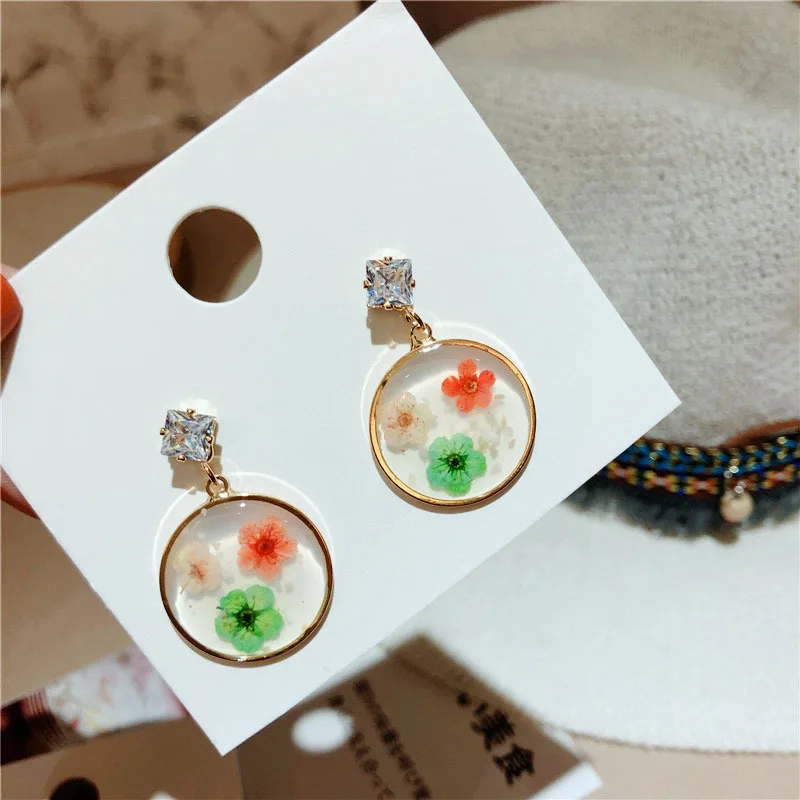 

2019 New Arrival Acrylic Trendy Round Women Dangle Earring Colorful Flower Patch Circle Sweet Fresh Dry Flower Earrings