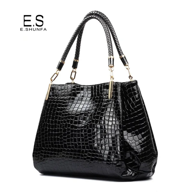 Us 18 94 49 Off New Fashion Alligator Handbag Woman 2018 Elegant Shoulder Tote Bag Black Red Blue Large Capacity Pu Leather Handbags For Women In