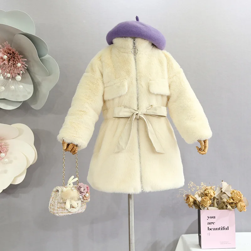 Children's clothing girls coat 2018 winter new of the imitation raccoon hair children's ocean waist waist fur coat baby jacket Children's clothing girls coat 2018 winter new of the imitation raccoon hair children's ocean waist waist fur coat baby jacket