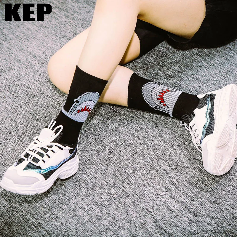 

KEP New Hot Unisex Shark Cotton Women Socks Man Hip-Hop Popular Harajuku Street Crew Socks Casual Skate Student Socks Female
