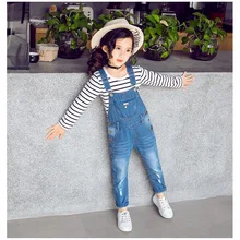 Детские джинсовые комбинезоны г., весенне-осенний комбинезон с дырками для девочек, модные брюки школьные детские джинсы, штаны Одежда для девочек от 4 до 12 лет