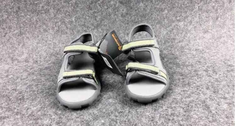 Export to Russian boys and girls sandals beach shoes lightweight children's sandals special offer