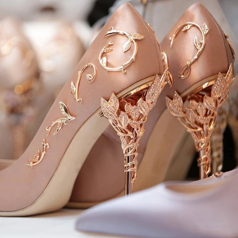 Элегантный Шелковый Для женщин женские туфли-лодочки на высоком каблуке; стразы с цветочным узором Туфли на каблуке, свадебные туфли-лодочки, брендовые дизайнерские остроносые туфли на высоком тонком каблуке; женские туфли-лодочки