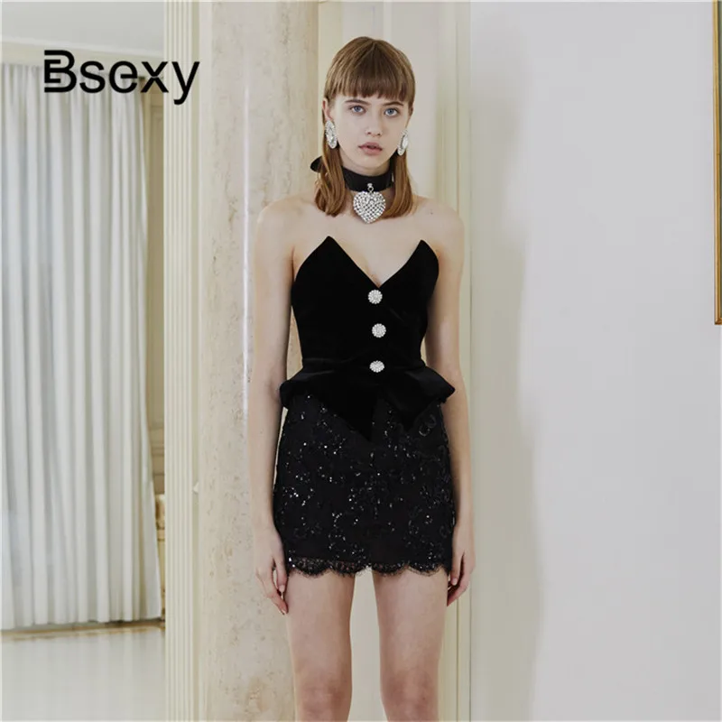 

WOmen Cropped Tops 2019 Sexy Single Breasted Strapless Velvet Blouse Gothic Blackless Ruffles Black Shirt Female Crop Blouse