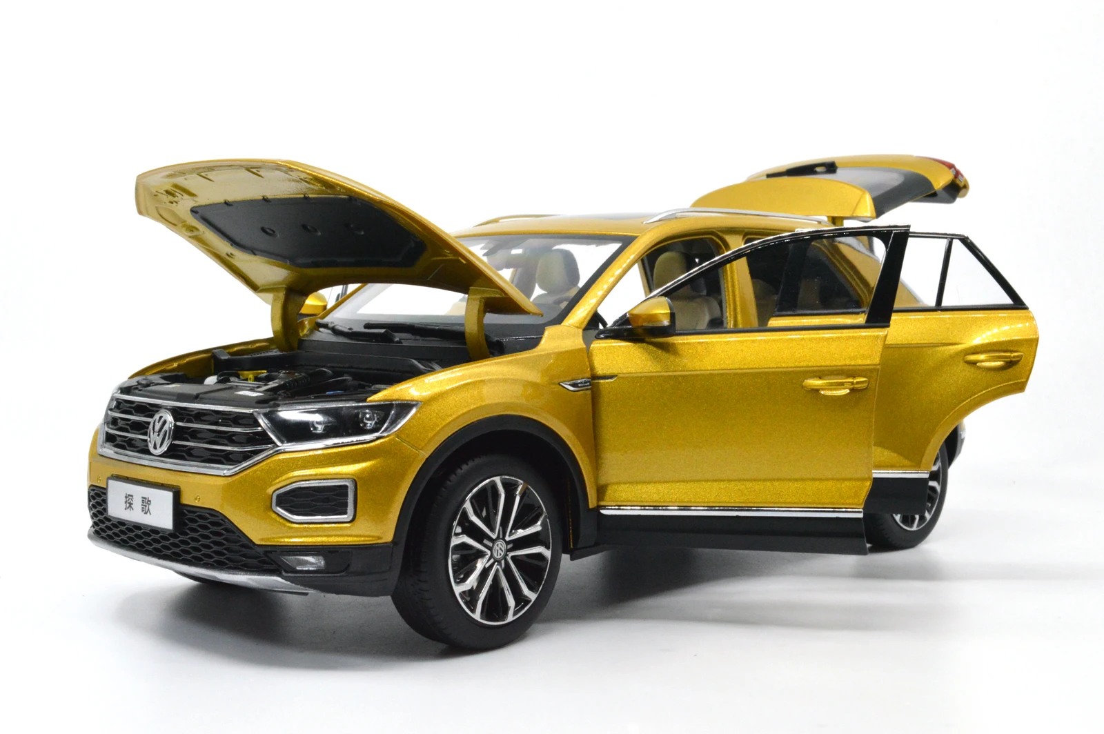 1/18 1:18 весы VW T Roc 2018 Желтое Золото Топ статическое моделирование литье под