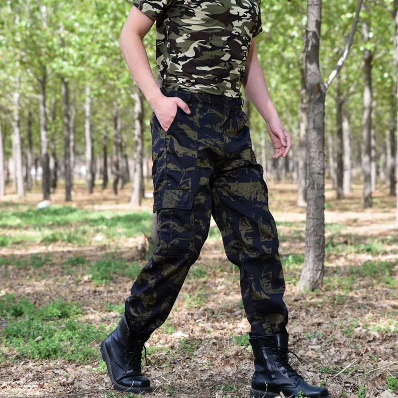 

2019 New Cargo Pants Men Multi Pockets Pants Military Camouflage Track Pants Trousers Mens Elastic Waist Pant Men PLUS SIZE 4XL
