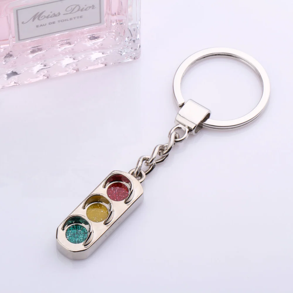 [ 10pcs/ lot ]Wholesale Metal Traffic Light Keychain Keyring Drive Safe