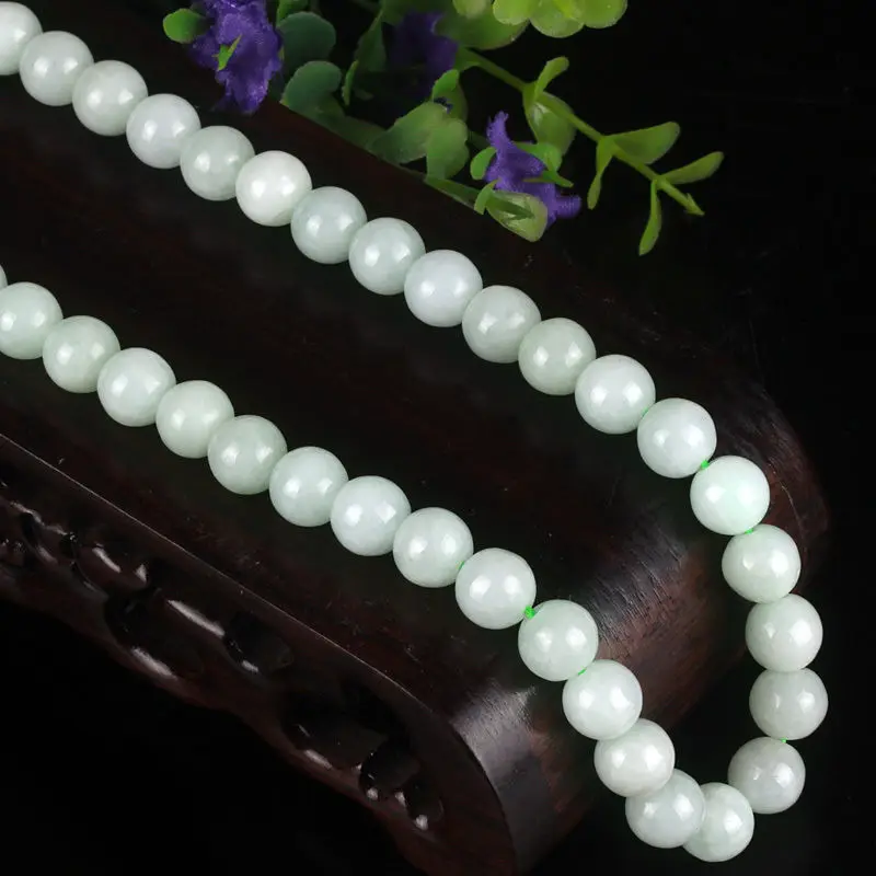 

New Natural Grade A Jade (Jadeite) 8mm Round Bead Necklace 52cm