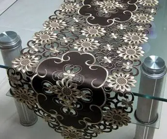 

2020 Modern white red embroidery bed table runner cloth cover satin Lace tea coffee placematTablecloth Home party Wedding Decor