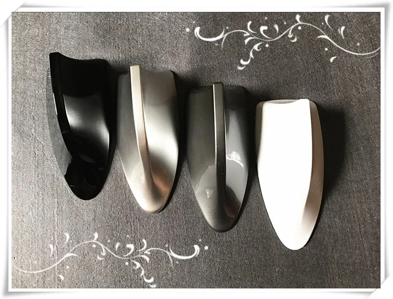 

Car Styling Car Shark Fin Antenna AM/FM Radio Signal Aerials For Toyota Camry Corolla RAV4 Yaris Prius Levin Crown Reiz Avensis