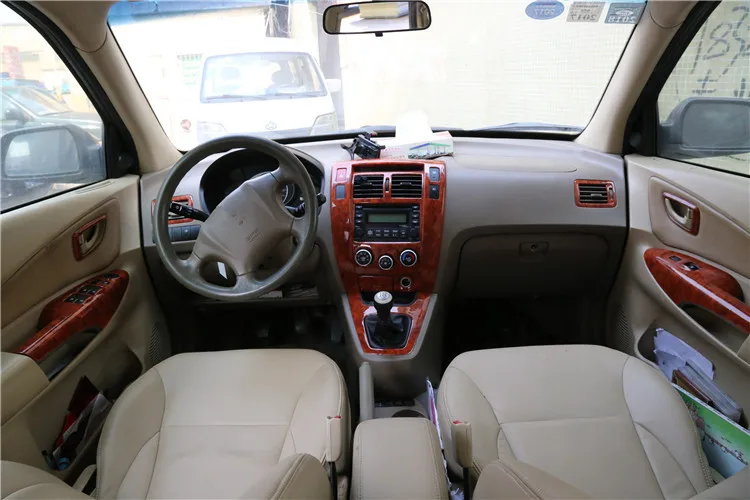 

Imitation Wooden/Carbin Fibre Air Outlet /Doors Handle Frame For Hyundai Tucson 2006 07 08 09 10 11 12 2014 AA395A