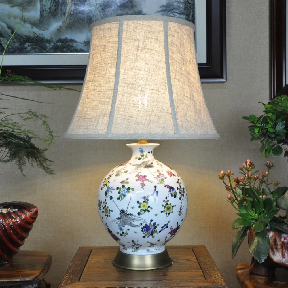 Art Chinese porcelain ceramic table lamp bedroom living room wedding table lamp Jingdezhen table lamp desk lamp (1)