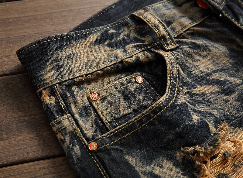 Goede Jeans Mannen Mannelijke Jean Casual Ripped Hiphop Broek Vintage Geel Tijger Borduurwerk Rechte Jeans Voor Mens Verontruste Denim Broek