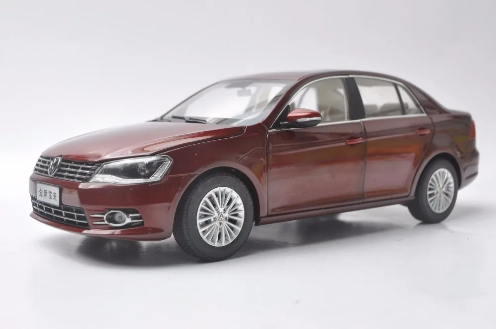 1:18 литая модель для Volkswagen Новый VW Bora 2013 красный сплав игрушечный автомобиль