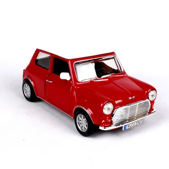 

1:32 Simulated Mini-Cool Car Model with Base Alloy Car Model Decoration Model
