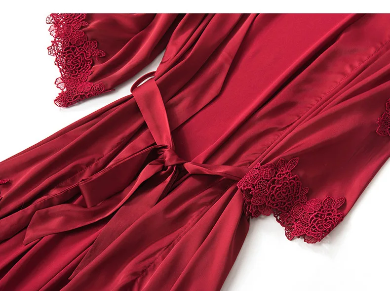 8929470875_1971552434