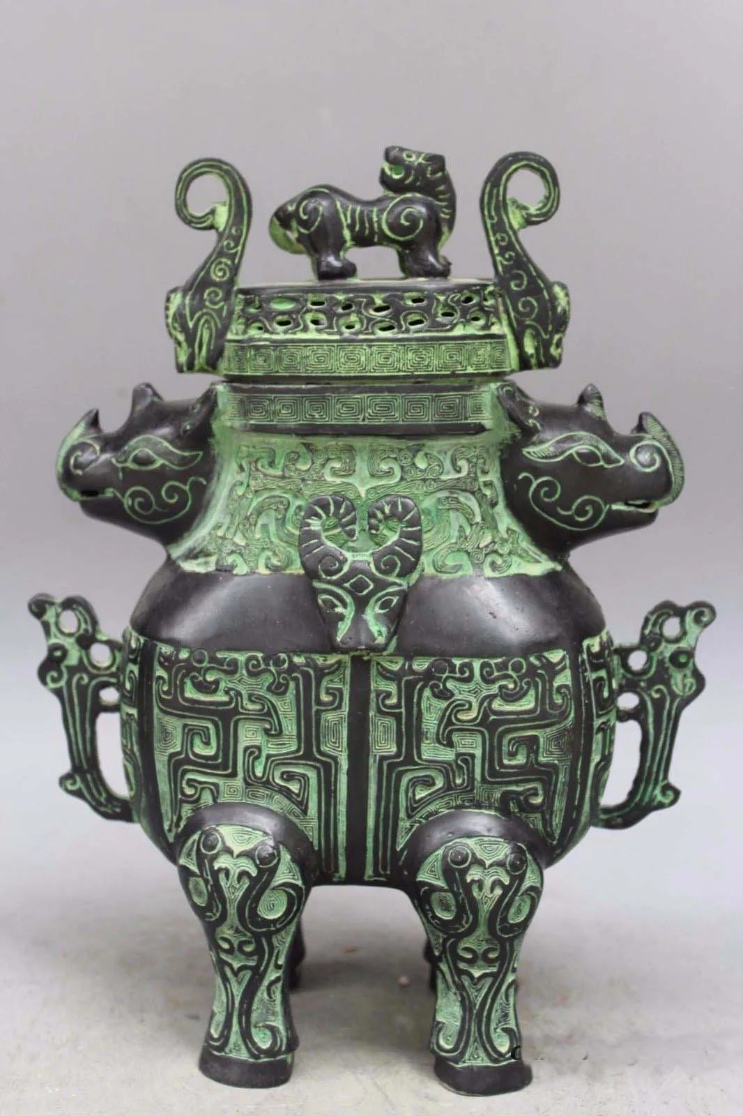 

Chinese Bronze ox sheep beast head Statue Zun Bottle Vase Pot Crock