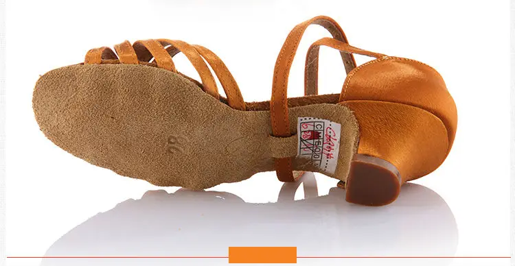 20161031_105043_039Girls Dance shoes Ballroom latin shoes for Children Satin Sports Shoes Deep skin heel 3.5cm Gift bag BD603
