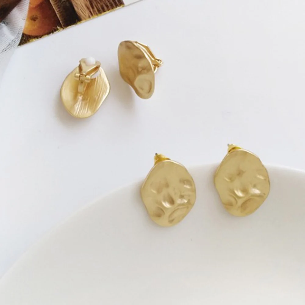 

Chadestinty Metal Earrings Without Piercing Geometric Ear Clip Earing Gold Color Irregular Earings Jewelry Women Earcuffs