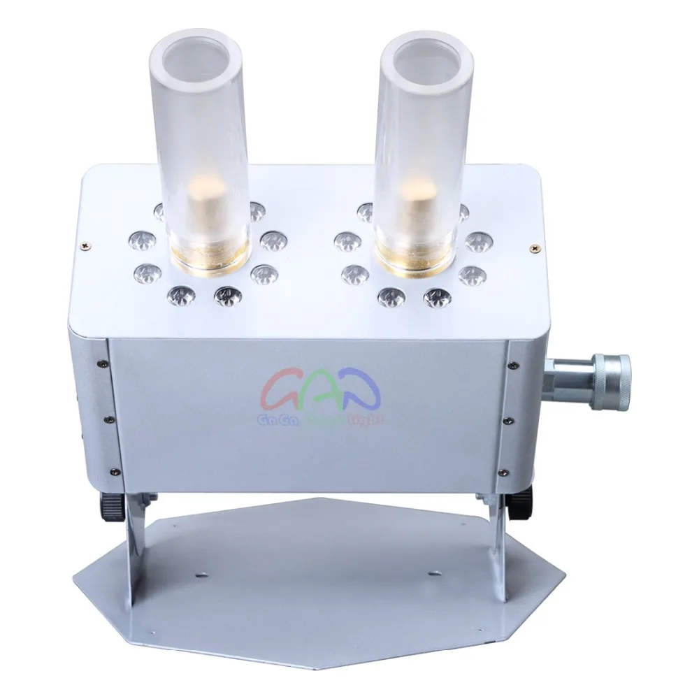 2U4A1700