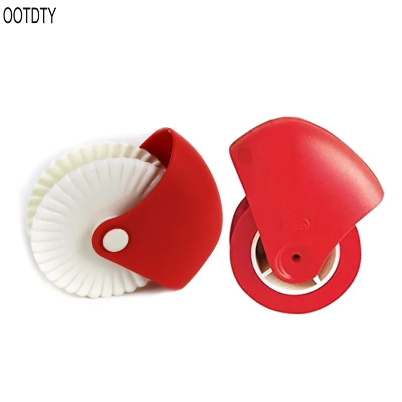 

OOTDTY Pastry Cuter Rolling Wheel Decorator To Ensure Smooth Cutting DIY Manual Noodle Cutter For Kitchen Bread Pizza Tool