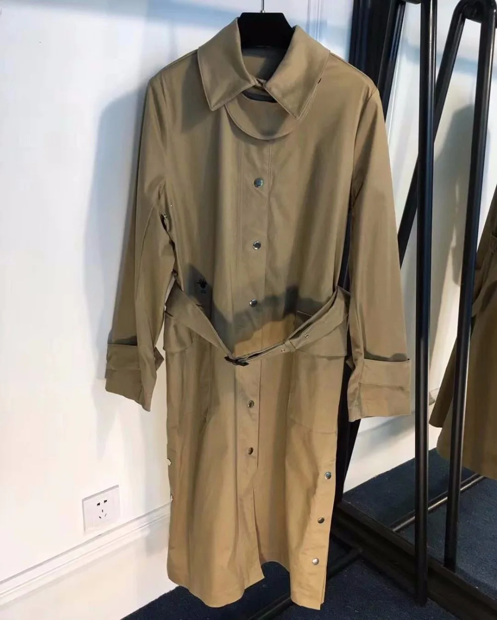 

Fashion wild long women's windbreaker vadim casual trench coat dignified atmosphere manteau hemme hiver silm women clothes