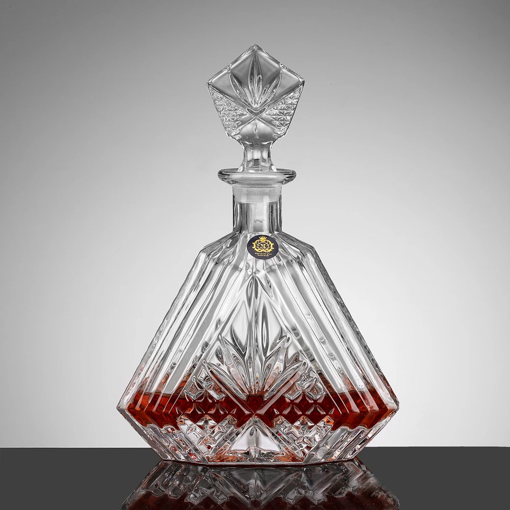 Lead Free Crystal Glass 600ml Triangle Shape Wine Decanter Whiskey