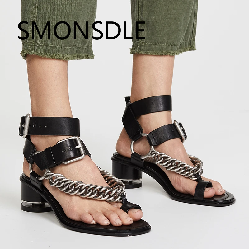 melhor 2018 Retro Roma Sandálias Gladiador Das Mulheres do Salto Robusto Preto Corrente de Metal Sapatos Clipe Toe Senhoras Cinta Fivela Sapatos de Verão Mulher