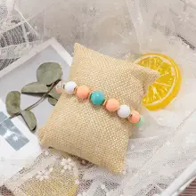 2 stücke Beige Leinen Kleine kissen für Armreif Armband Uhr schmuck display Kissen Kissen Kissen Armband Schmuck Halter