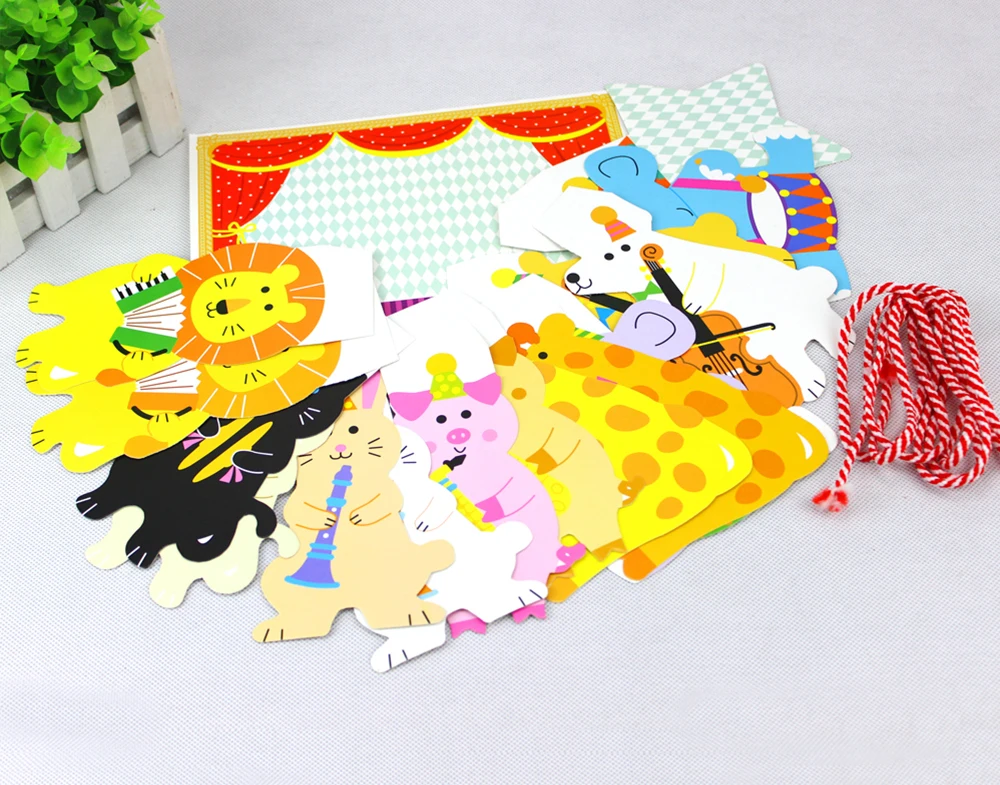 15Pcs/Pack 2M Happy Family Baby Shower Cartoon Animal Garland Striped Paper Flags Banner Decor Birthday Party Supplies For kids