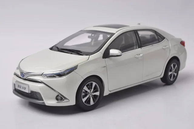 1 18 Cast Model For Toyota Corolla Levin Hybrid 2016 White Alloy 1 18 Cast Model For Toyota Corolla Levin Hybrid 2016 White Alloy Toy Car Miniature Collection Gifts