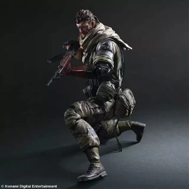 solid snake play arts