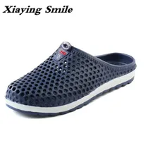 Горячая распродажа; летние классические мужские уличные повседневные сандалии на плоской подошве; недорогие Нескользящие тапочки наивысшего качества; обувь с отверстиями; пляжная обувь