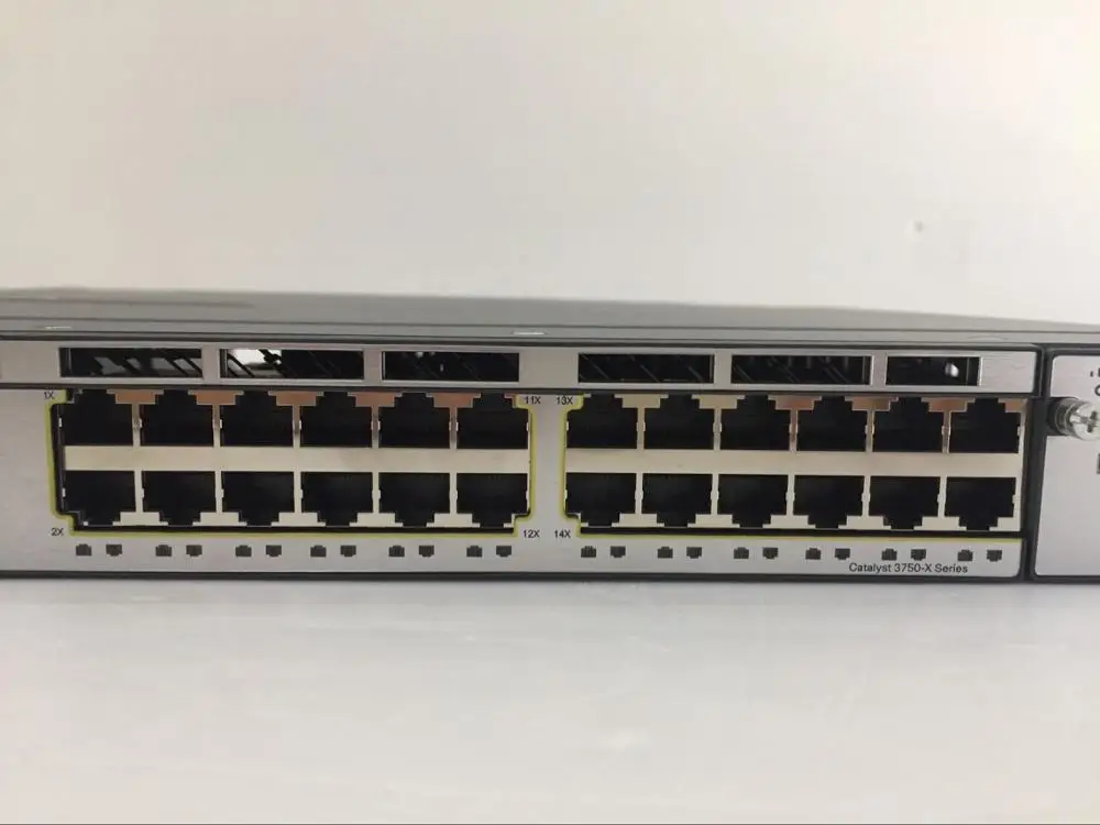 Запечатанный WS-C3750X-24T-E катализатор C3750X 24 Порты и разъёмы Gigabit Ethernet-коммутатор