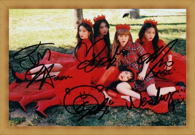 

signed KPOP RED VELVET autographed group photo K-POP 6 inches free shipping 122017C