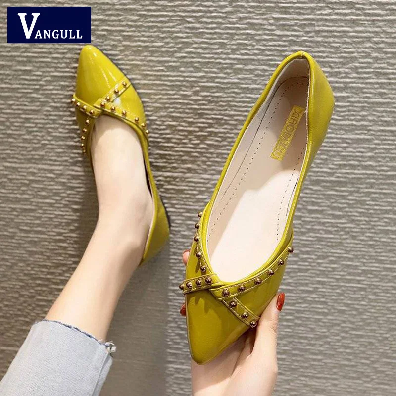 

VANGULL 2019 Flat shoes women's casual Loafers Slip On Women Flat Rivets shoes women black shallow flat office shoes size 34-41