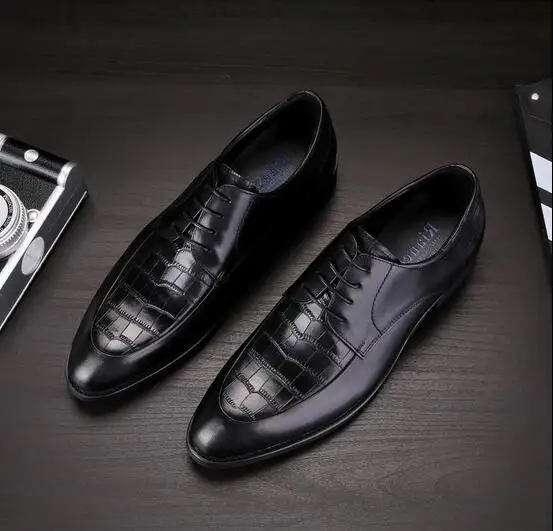Новая модная мужская обувь с острым носком, деловая модельная дышащая обувь, кожаная мужская обувь