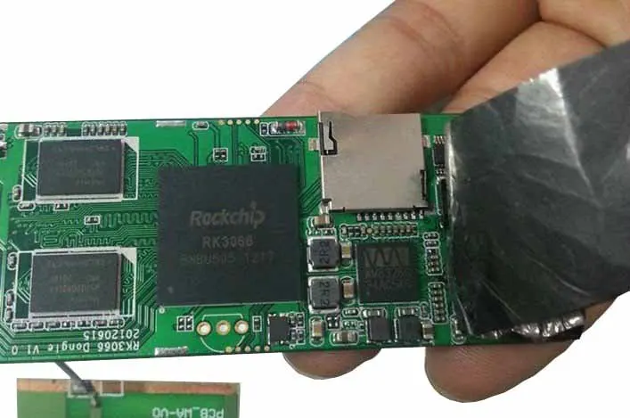 Мини ПК с новейшей прошивкой Wi Fi мини двухъядерным процессором UG802 RK3066 1 6 ГГц Cortex A9