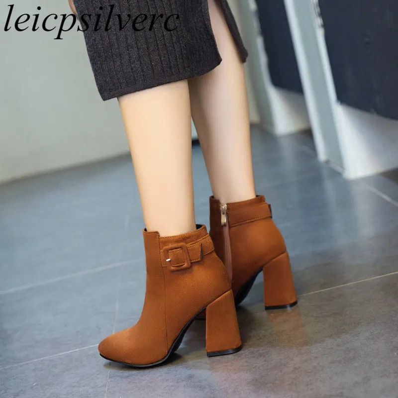 

Women Boots Autumn Winter Super High Heel Warm Flock Pointed Toe Buckle Zipper Ankle Chelsea Shoes 2018 New Fashion Black Blue